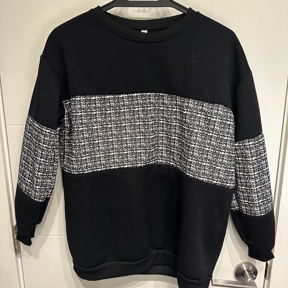 Black and Tweed Fabric Pattern Striped Sweater